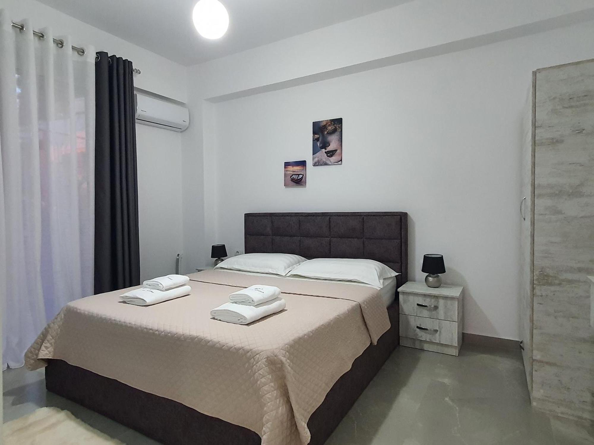 Flore Rooms Sarande Ngoại thất bức ảnh